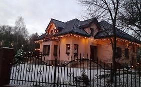 Noclegi Pod Dębem Brzózki, Wiśniówka